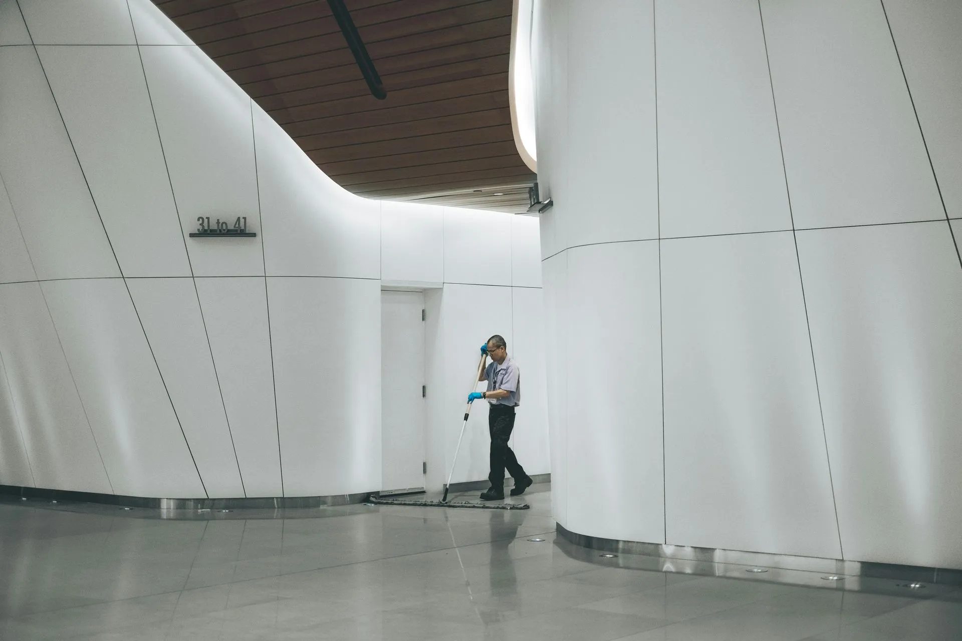 Facility Deep Cleaning and Restoration Services for Industrial Facilities