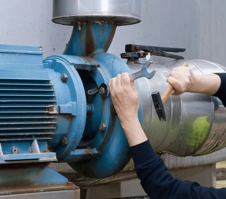 Maintaining Industrial Facilities: A Comprehensive Guide