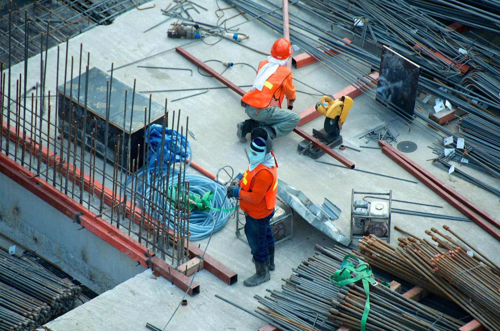 Professional Cleaning Minimizes Hazards on Construction Sites
